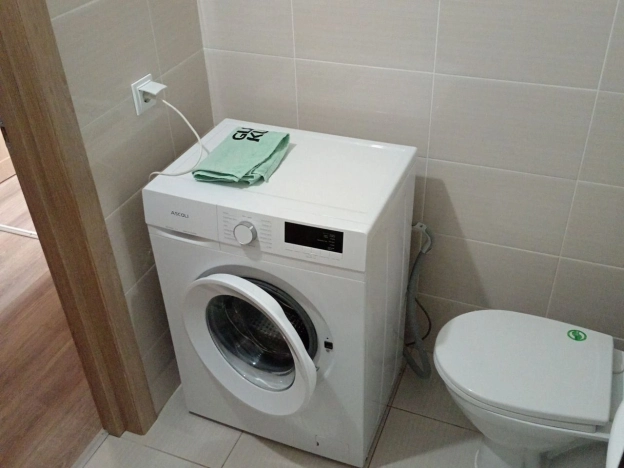 Купить однокомнатную квартиру на улице Олега Кошевого в Калининграде. Вариант № 58970, 4, площадь -  квм, цена 4080000 рублей