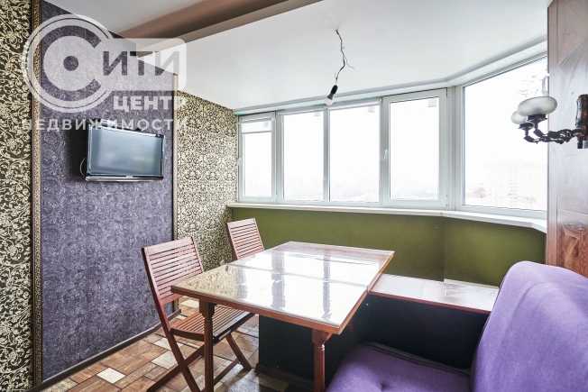 Купить однокомнатную квартиру в Воронеже. Вариант № 8363551, 4, площадь - квм, цена 5400000 рублей