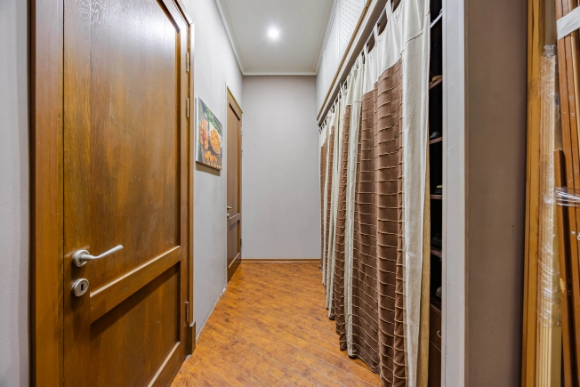 Купить трехкомнатную квартиру в районе Центральный в Санкт-Петербурге. Вариант № 220589, 12, площадь -  квм, цена 18500000 рублей