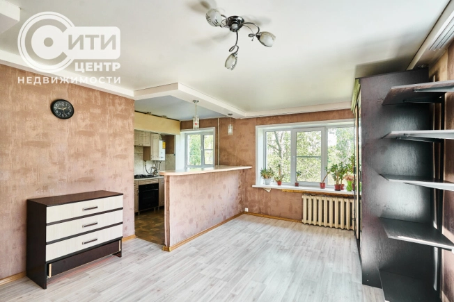 Купить однокомнатную квартиру на улице проспект Труда в Воронеже. Вариант № 10624132, 2, площадь - квм, цена 2500000 рублей