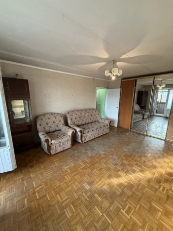 Купить квартиру в Москве. Вариант № 8944834, 5, площадь - квм, цена 10000000 рублей