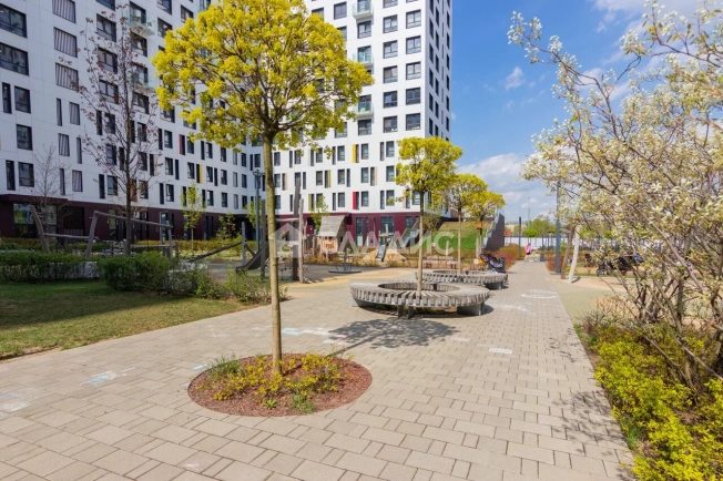 Купить квартиру в Москве. Вариант № 37869, 23, площадь - квм, цена 41000000.0000 рублей