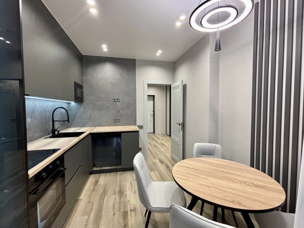 Купить квартиру в ЖК Жилой комплекс "Петровский квартал" в Пензенской области. Вариант № 5341935, 6, площадь -  квм, цена 5850000 рублей