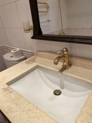 Купить двухкомнатную квартиру в Одинцове. Вариант № 3080894, 27, площадь -  квм, цена 12500000 рублей