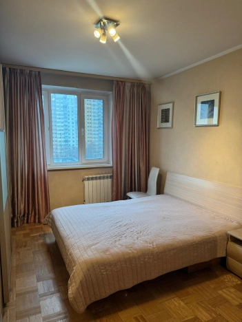 Купить двухкомнатную квартиру в СЗАО в Москве. Вариант № 1039070, 14, площадь -  квм, цена 17580000 рублей