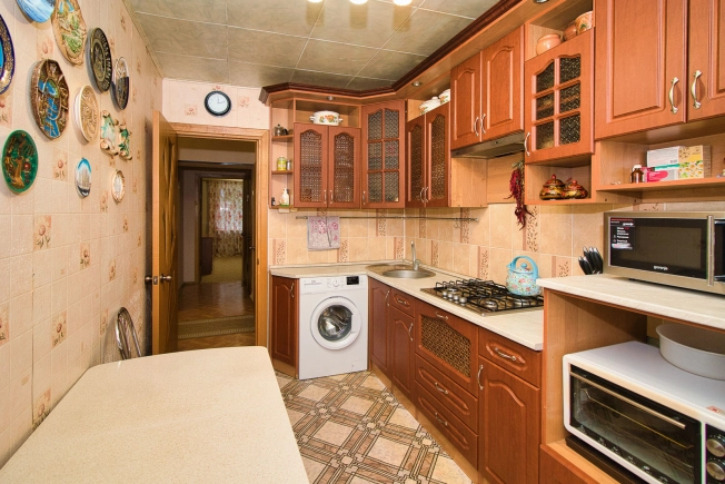 Купить двухкомнатную квартиру на улице Пожарского в Суздале. Вариант № 10115592, 4, площадь -  квм, цена 2400000 рублей