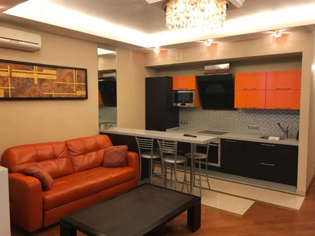 Купить квартиру в Москве. Вариант № 9943800, 8, площадь - квм, цена 36000000 рублей