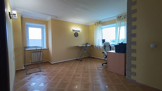 Купить дом на улице Совхозная в Тюменской области. Вариант № 60693, 20, площадь -  квм, цена 8600000 рублей