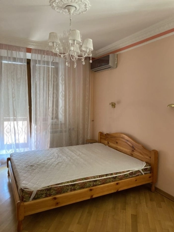 Купить двухкомнатную квартиру в Одинцове. Вариант № 3080894, 32, площадь -  квм, цена 12500000 рублей