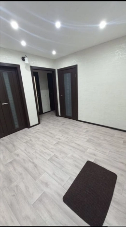 Купить трехкомнатную квартиру в Бийске. Вариант № 4936, 1, площадь -  квм, цена 6500000 рублей