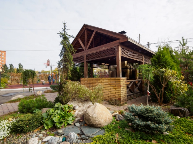 Купить трехкомнатную квартиру в Омске. Вариант № 6745777, 30, площадь -  квм, цена 9800000 рублей