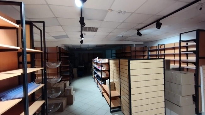 Снять коммерческую недвижимость в Омске. Вариант № 6883341, 10, площадь -  квм, цена 210000 рублей