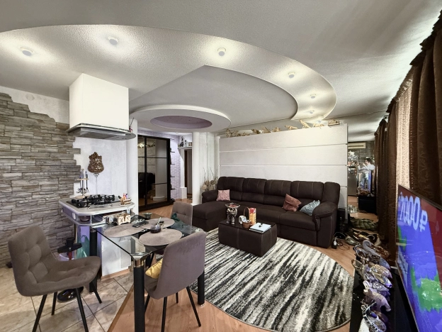 Купить квартиру в районе Красноармейский в Волгограде. Вариант № 30997, 4, площадь -  квм, цена 6500000 рублей