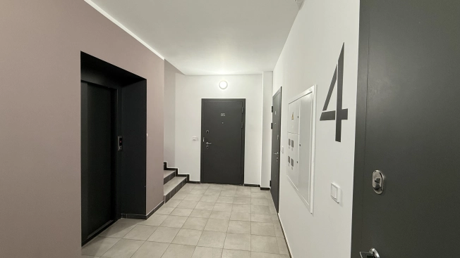 Купить двухкомнатную квартиру на улице Новгородская в Калининграде. Вариант № 40534, 12, площадь -  квм, цена 8790000 рублей