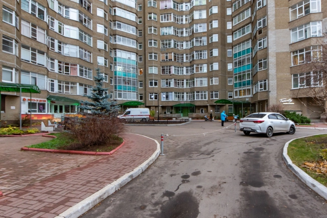 Купить квартиру в Москве. Вариант № 9089382, 19, площадь -  квм, цена 35999000 рублей