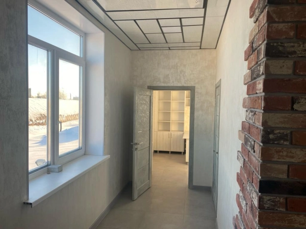 Снять коммерческую недвижимость в Рыбном. Вариант № 4414, 4, площадь -  квм, цена 400000 рублей