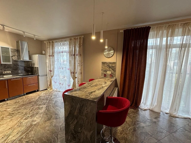 . Вариант № 7700540, 13, площадь - 58.2 квм, цена 13500000 рублей