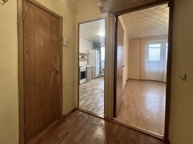 Купить квартиру в Москве. Вариант № 9997757, 5, площадь -  квм, цена 9100000 рублей