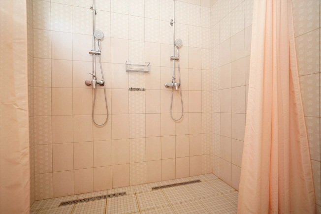 Купить дом на улице 8-я Берёзовая в Тюменской области. Вариант № 5441400, 13, площадь -  квм, цена 29500000 рублей