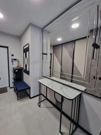 Купить трехкомнатную квартиру в районе Кировский в Ростове-на-Дону. Вариант № 36432, 2, площадь -  квм, цена 35700000 рублей