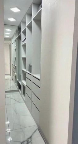 Купить квартиру со свободной планировкой у метро Строгино в Москве. Вариант № 7666637, 20, площадь -  квм, цена 16400000 рублей