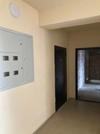 Купить однокомнатную квартиру на вторичке в Ростовской области. Вариант № 8029, 3, площадь -  квм, цена 3653100 рублей