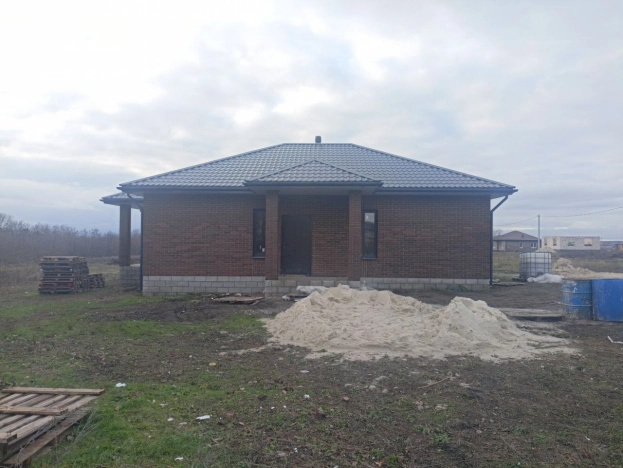 Купить дом в Белгородской области. Вариант № 9308178, 3, площадь -  квм, цена 7625000 рублей