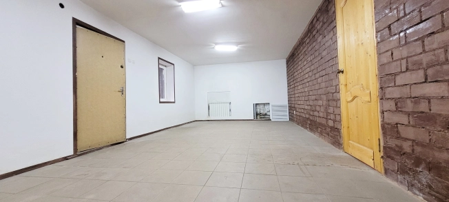 Купить коммерческую недвижимость свободного назначения на улице Пугачёва в Калининграде. Вариант № 18276, 2, площадь -  квм, цена 2470000 рублей