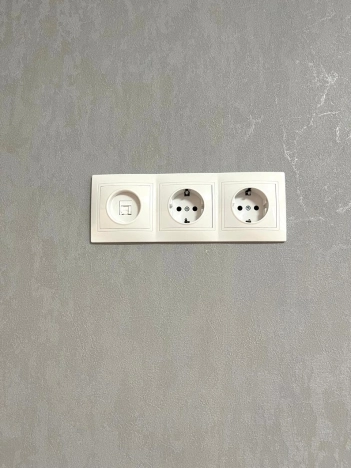 Купить двухкомнатную квартиру на вторичке в районе Центральный в Воронеже. Вариант № 991652, 8, площадь -  квм, цена 5600000 рублей