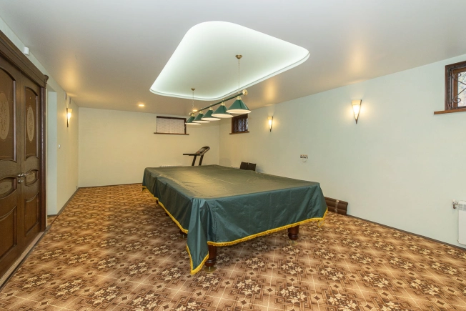 Купить дом на улице Сакко и Ванцетти в Владимире. Вариант № 17107, 10, площадь -  квм, цена 58000000 рублей