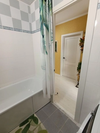 Купить квартиру в Москве. Вариант № 3023802, 10, площадь -  квм, цена 18000000.0000 рублей