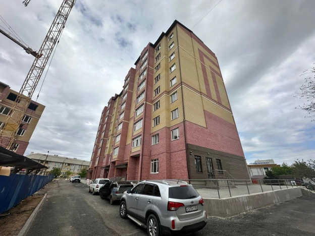 Купить коммерческую недвижимость в Элисте. Вариант № 10413840, 0, площадь -  квм, цена 16000000 рублей