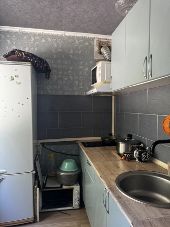 Купить трехкомнатную квартиру на улице Зорге в Новосибирске. Вариант № 2984046, 7, площадь -  квм, цена 4290000 рублей