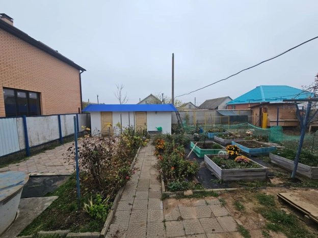 Купить дом в Элисте. Вариант № 9336529, 3, площадь -  квм, цена 10699999 рублей