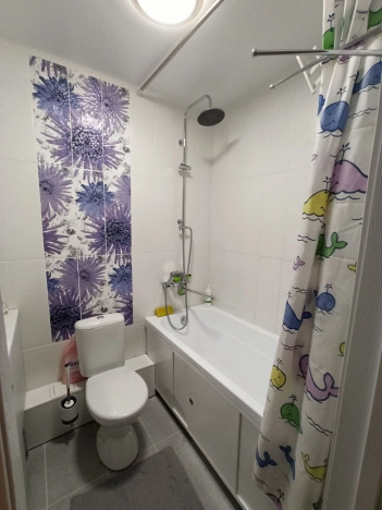 Купить двухкомнатную квартиру на улице Ворошилова в Ижевске. Вариант № 18325, 12, площадь -  квм, цена 5600000 рублей