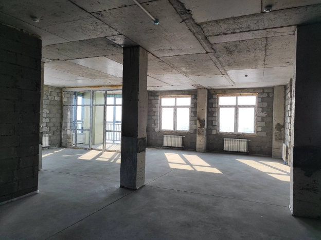 Купить четырехкомнатную квартиру в Омске. Вариант № 30383, 16, площадь -  квм, цена 24264000 рублей