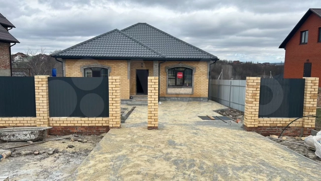 Купить дом в Курской области. Вариант № 59648, 0, площадь -  квм, цена 11250000 рублей