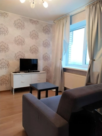 Купить квартиру на вторичке на улице набережная реки Карповки в Санкт-Петербурге. Вариант № 10998573, 3, площадь - квм, цена 7600000 рублей