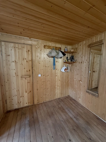 Купить дом в Петрозаводске. Вариант № 6060702, 33, площадь -  квм, цена 6000000 рублей