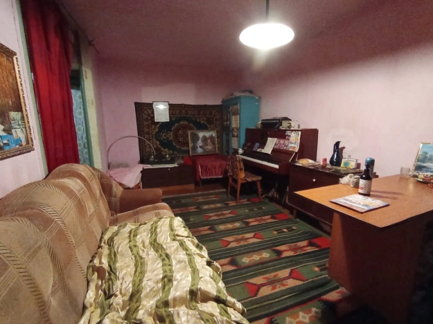 Купить однокомнатную квартиру в Новосибирске. Вариант № 9112253, 3, площадь -  квм, цена 3240000 рублей