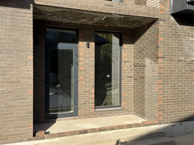 . Вариант № 24700, 15, площадь - 161 квм, цена 10990000 рублей