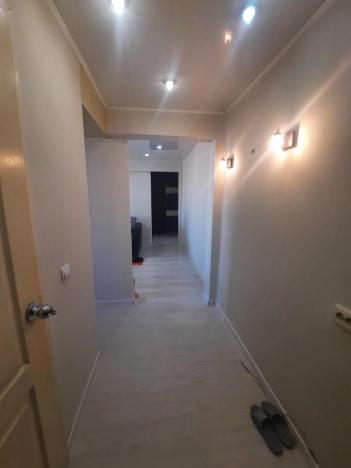 Купить трехкомнатную квартиру в районе Октябрьский в Улан-Удэ. Вариант № 5498387, 7, площадь - квм, цена 8450000 рублей