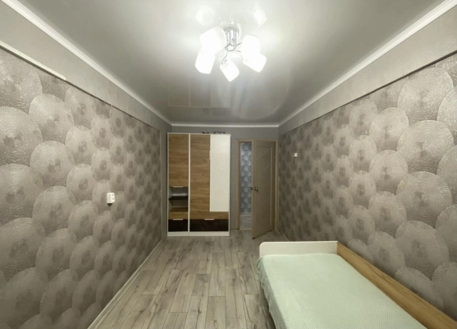 Купить квартиру на улице проезд Домостроителей в Тобольске. Вариант № 10861040, 11, площадь - квм, цена 3500000 рублей