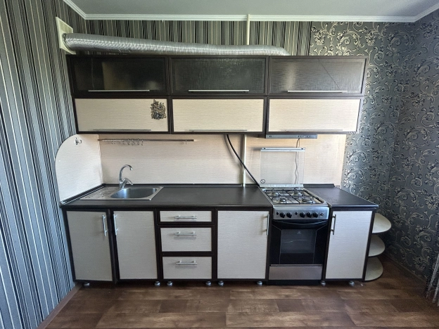 Купить квартиру в районе Красноармейский в Волгограде. Вариант № 3103397, 10, площадь -  квм, цена 3800000 рублей