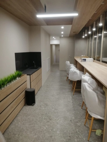 Купить коммерческую недвижимость в Москве. Вариант № 19237, 13, площадь -  квм, цена 9752000 рублей