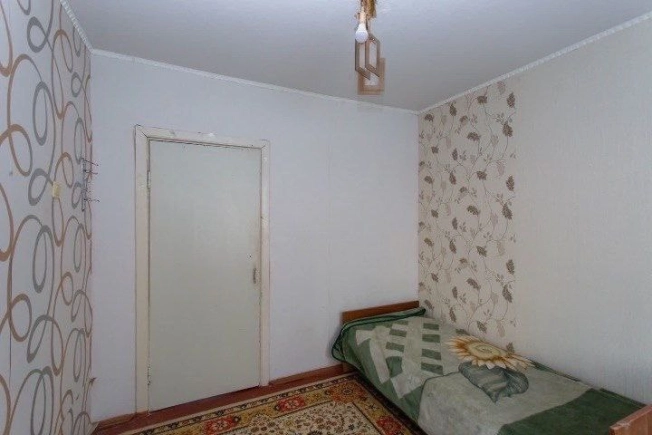 Купить квартиру в Тобольске. Вариант № 10152216, 15, площадь -  квм, цена 4400000 рублей