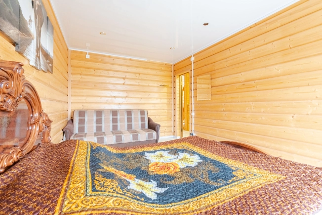 Купить дом в Санкт-Петербурге. Вариант № 9538, 33, площадь -  квм, цена 29990000 рублей