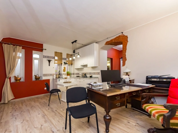 Купить офисы в Калининграде. Вариант № 13811, 10, площадь -  квм, цена 4500000 рублей