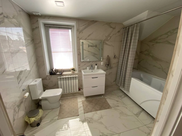 Купить дом на улице Белокаменная в Улан-Удэ. Вариант № 30657, 29, площадь -  квм, цена 23000000 рублей