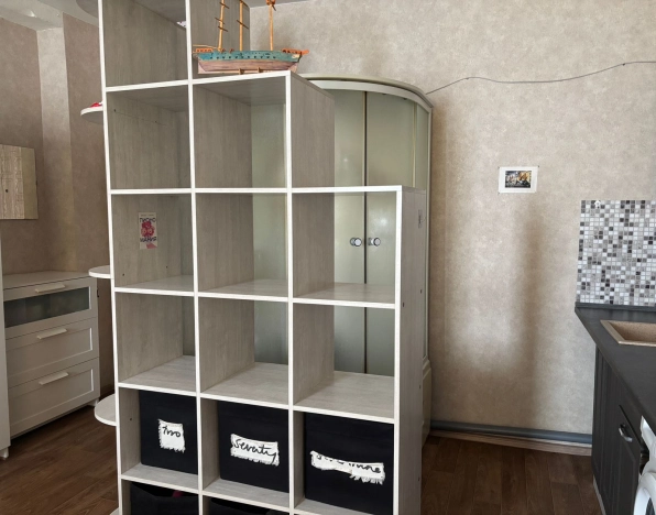 Купить однокомнатную квартиру на улице Крылова в Новосибирске. Вариант № 227871, 3, площадь -  квм, цена 4000000 рублей